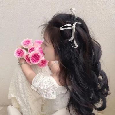 毛衣女郎